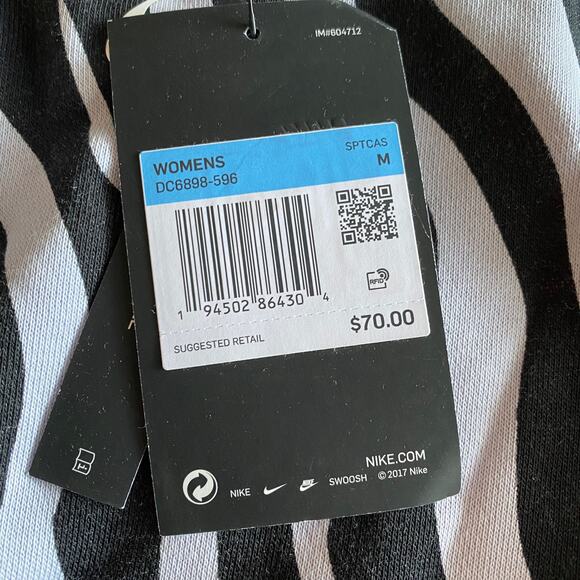 Nike Women Icon Clash Fleece Crew AOP Oversized Zebra Long Sleeve Top Medium NWT - Picture 6 of 8